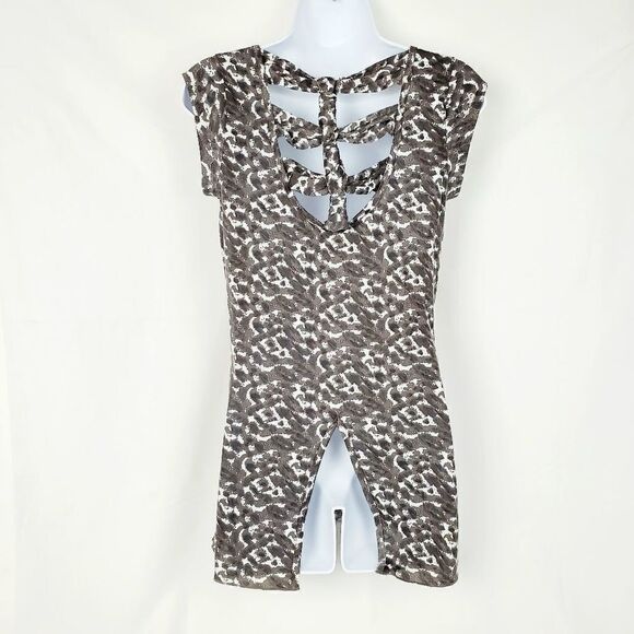 Daytrip XS Cap Sleeve Open back Top - Picture 2 of 8